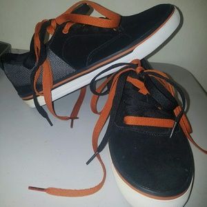 AirSpeed Less Sleep More Skate Black Skater Shoes